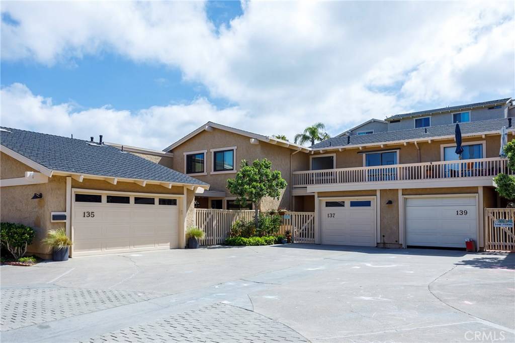 San Clemente, CA 92672,137 Avenida Adobe