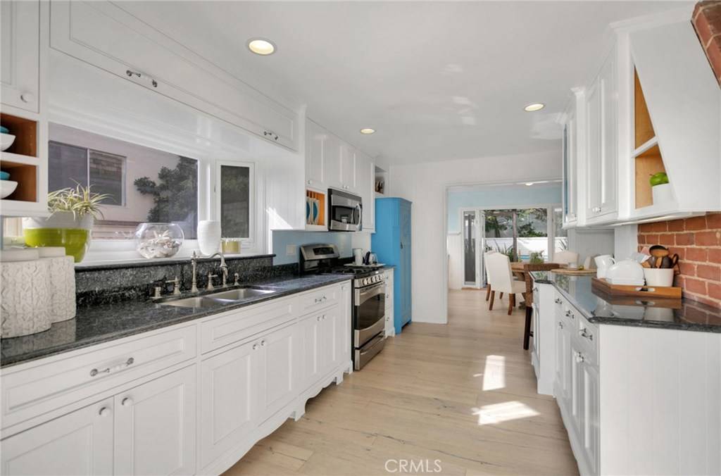 Laguna Beach, CA 92651,2160 Ocean Way