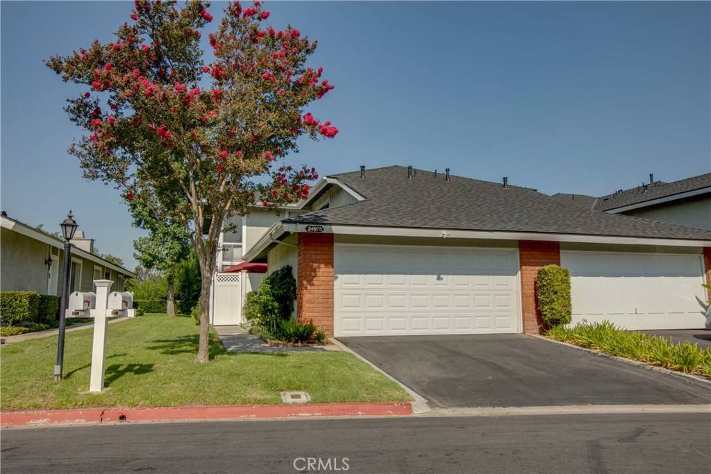 Laguna Hills, CA 92653,24975 Acacia LN #9