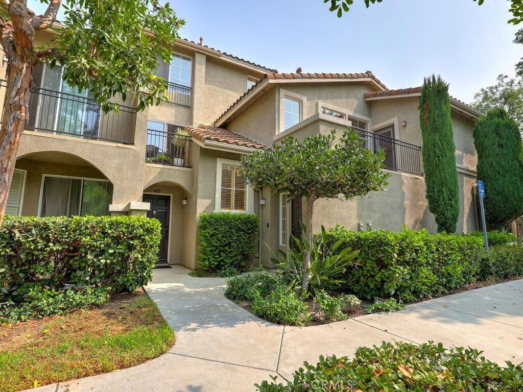 Irvine, CA 92618,605 Larkridge