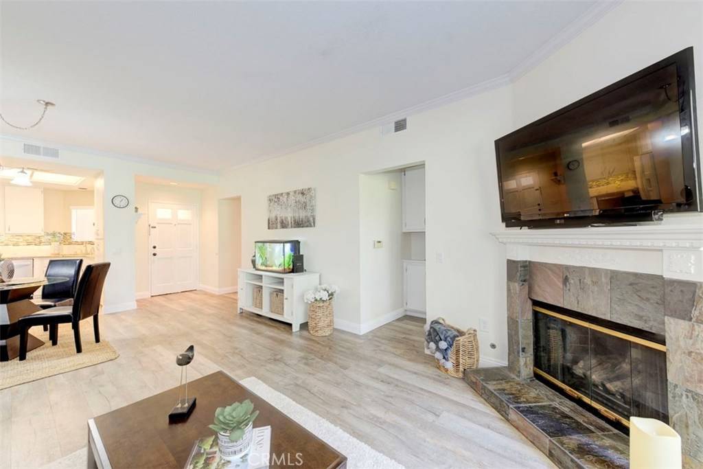 Rancho Santa Margarita, CA 92688,63 Timbre