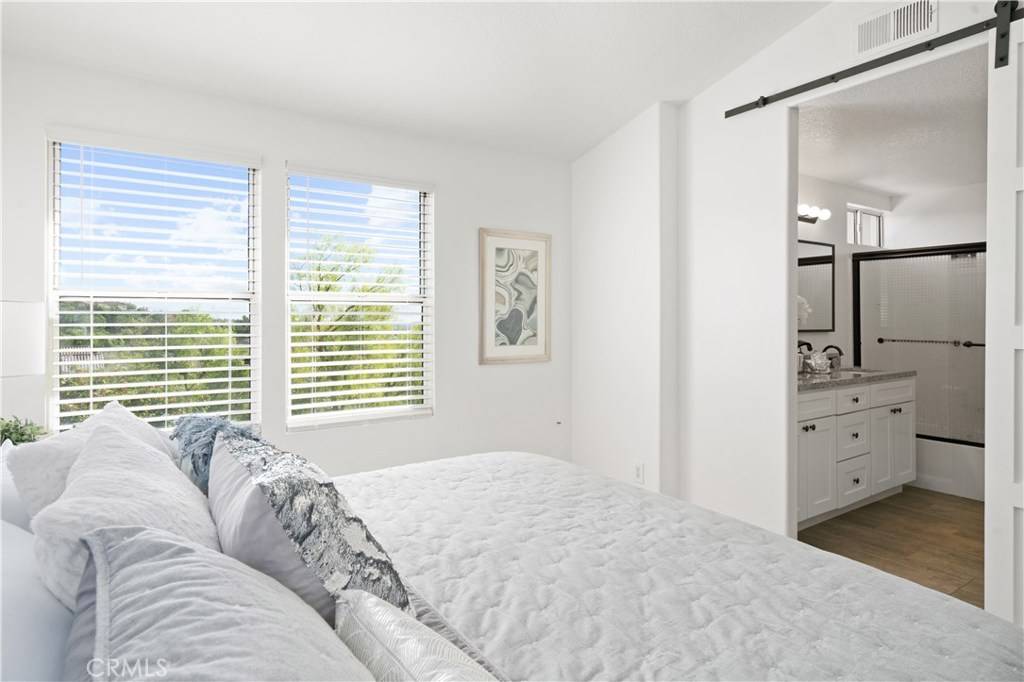 Lake Forest, CA 92679,28422 Yosemite DR
