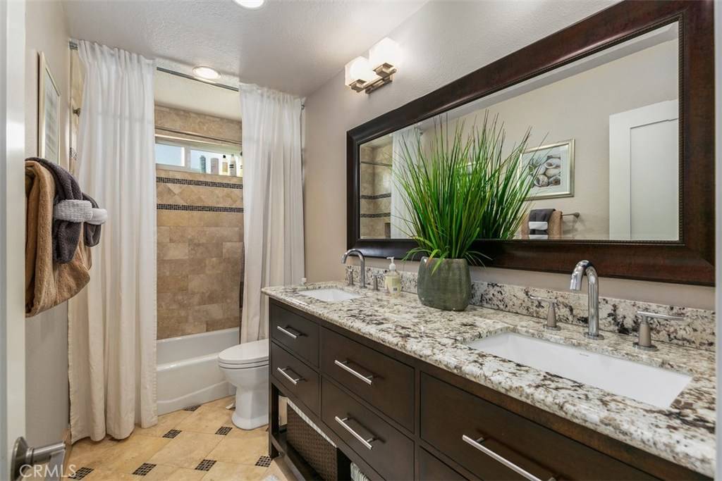 Rancho Santa Margarita, CA 92679,21215 Silent Spring LN