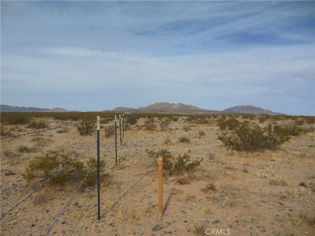 114 Northside Rd Lucerne Valley, CA 92356
