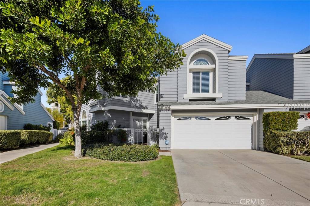 Aliso Viejo, CA 92656,17 Pepperwood