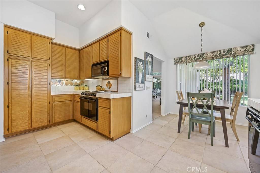 Mission Viejo, CA 92692,21593 San Lorenzo