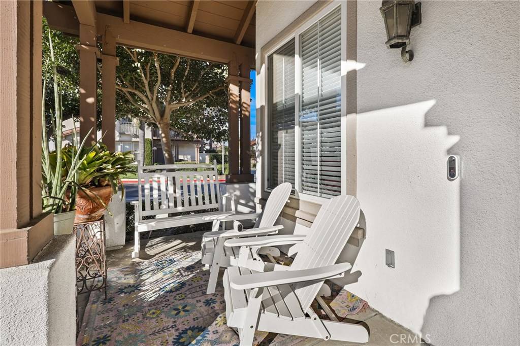 Huntington Beach, CA 92648,7081 Trestles CT