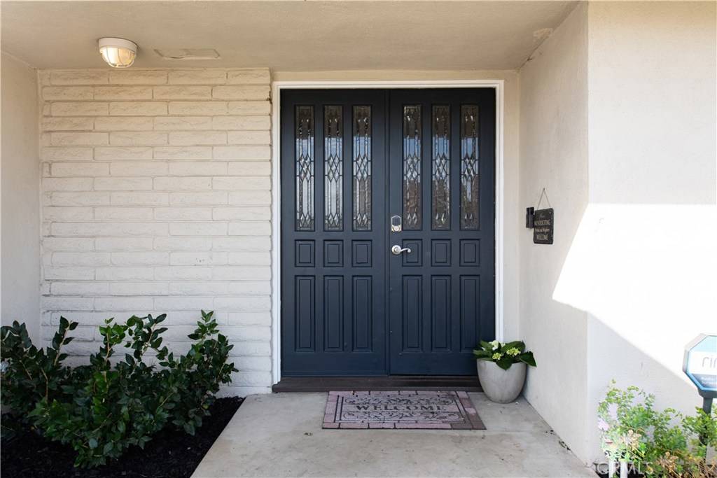 Huntington Beach, CA 92647,16231 Angler LN