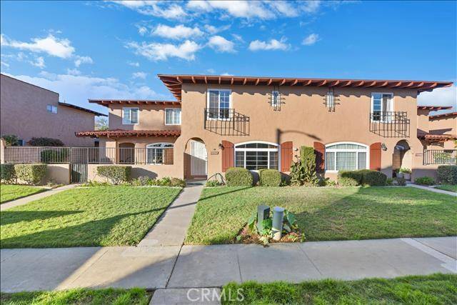 Fountain Valley, CA 92708,10064 Meadowlark AVE