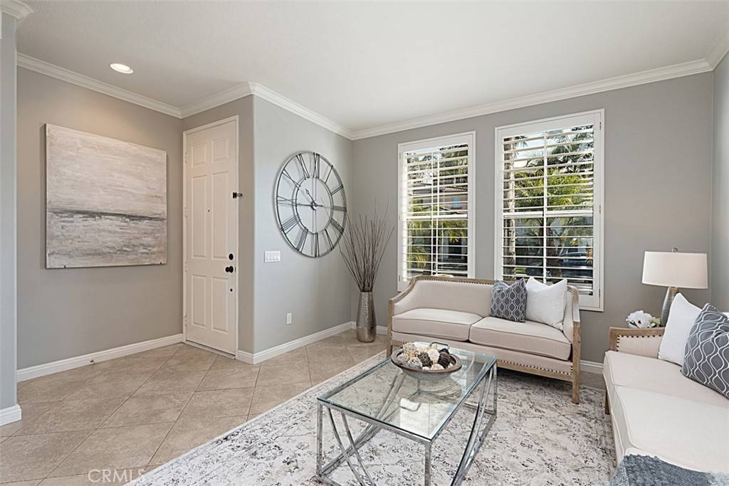 Rancho Santa Margarita, CA 92688,72 Radiance LN