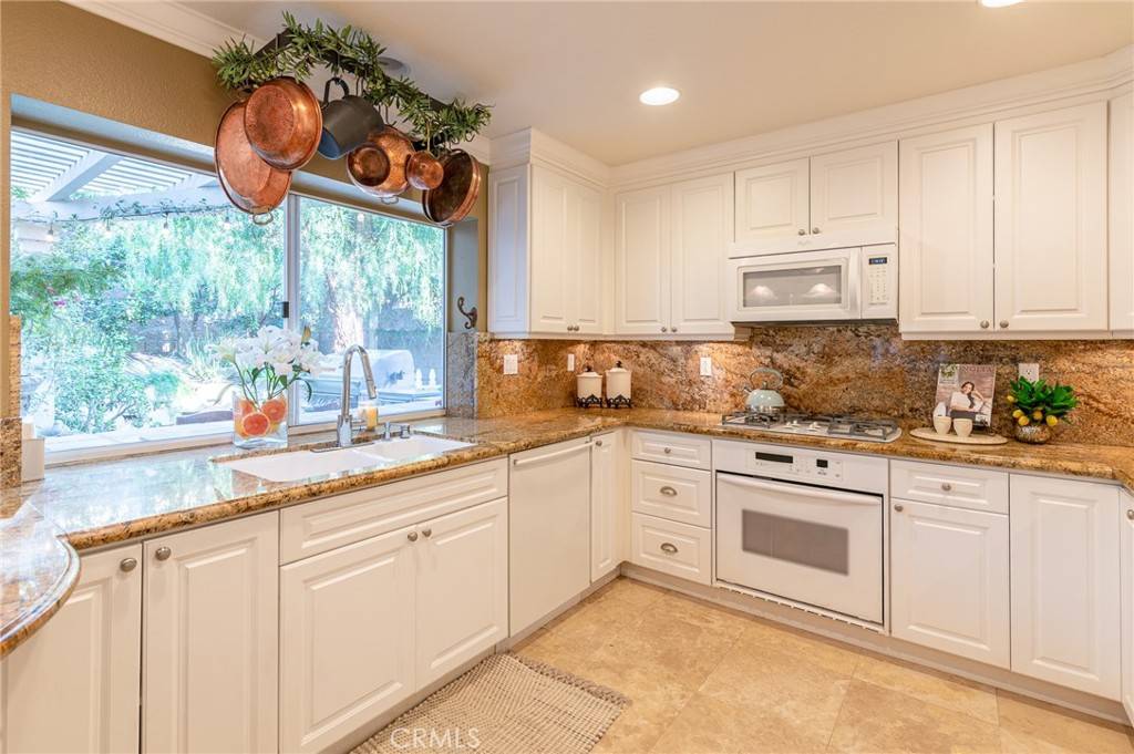 Rancho Santa Margarita, CA 92688,10 Sillero