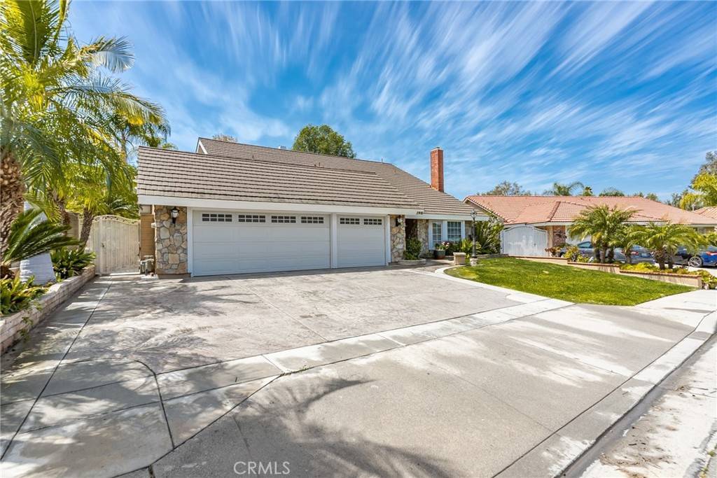 Anaheim Hills, CA 92807,195 S Woodrose CT