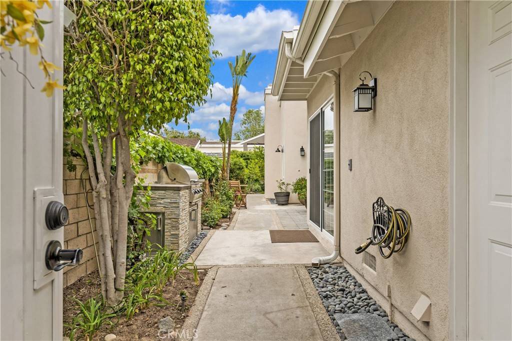Lake Forest, CA 92630,21762 Eveningside LN