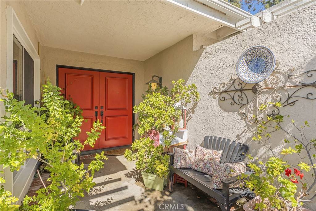 Anaheim Hills, CA 92807,6522 E Via Arboles