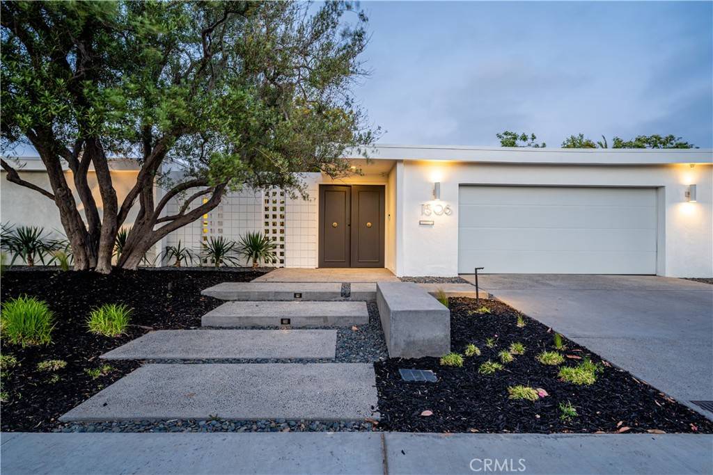 Newport Beach, CA 92660,1506 Anita LN