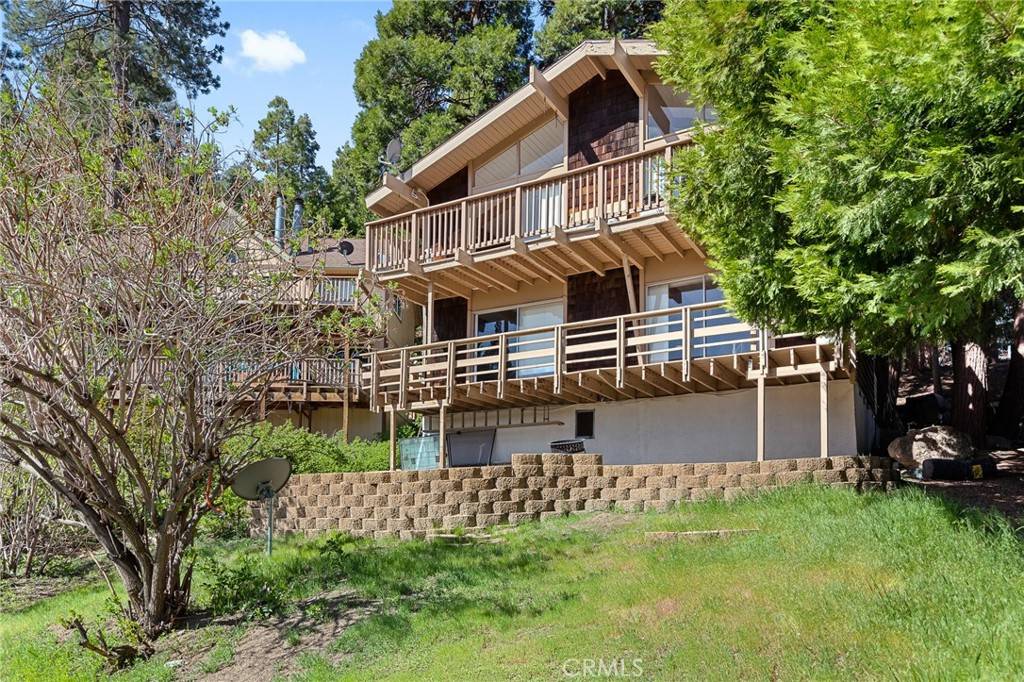 Twin Peaks, CA 92391,859 Strawberry Peak LN