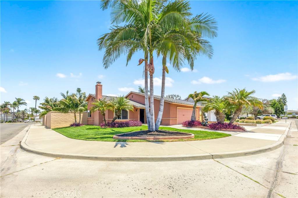 Huntington Beach, CA 92647,6921 Tucana DR