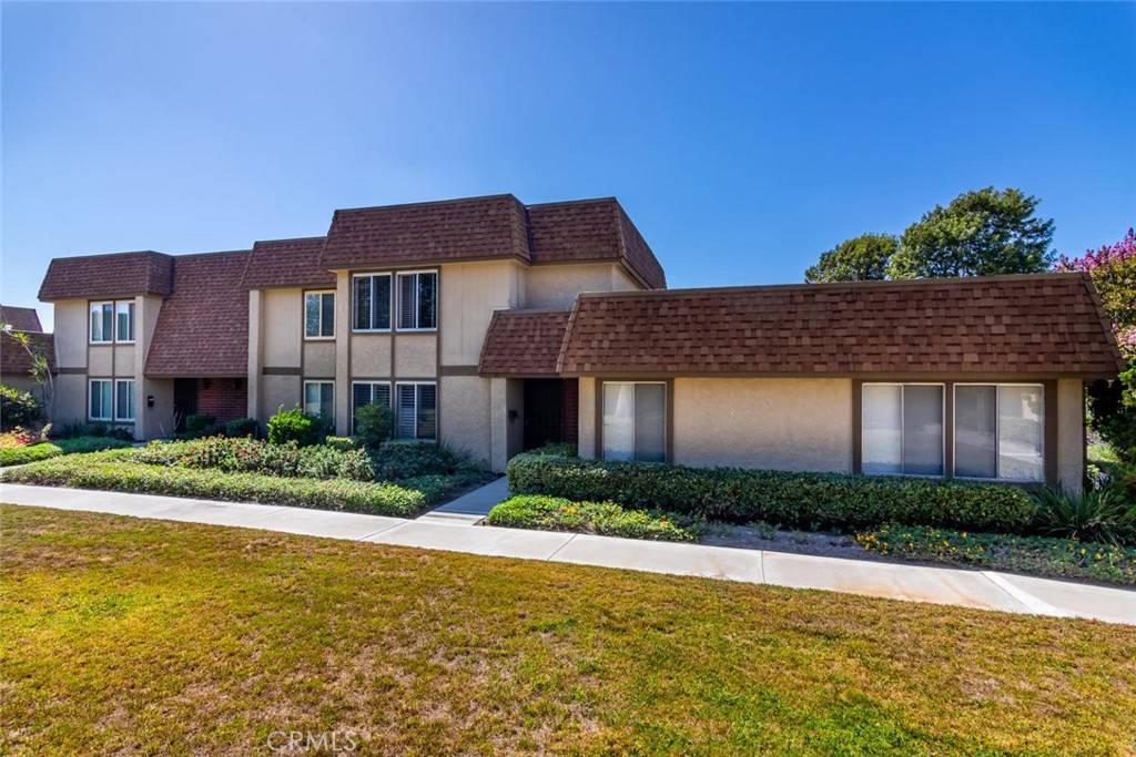 La Palma, CA 90623,8616 Devon CIR