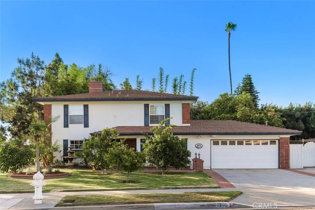 Costa Mesa, CA 92626,1896 Rhodes DR