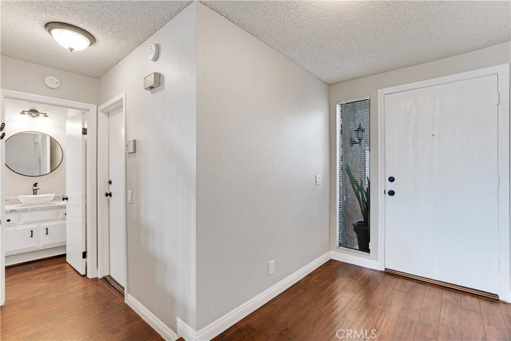 Huntington Beach, CA 92648,7885 Seawall CIR #201