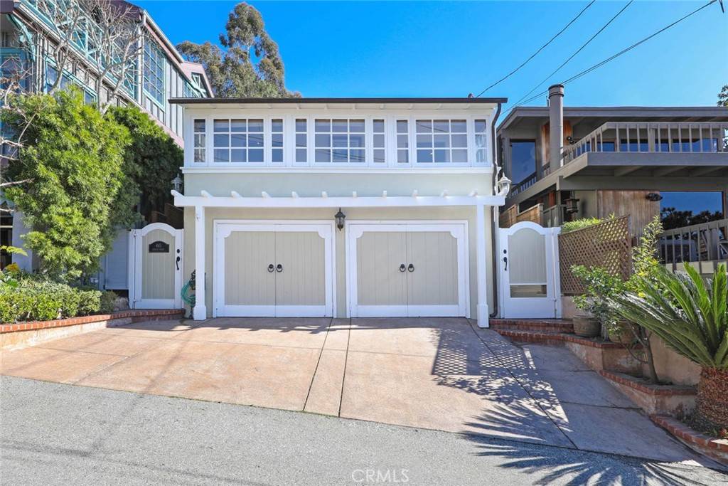 Laguna Beach, CA 92651,465 Osgood CT