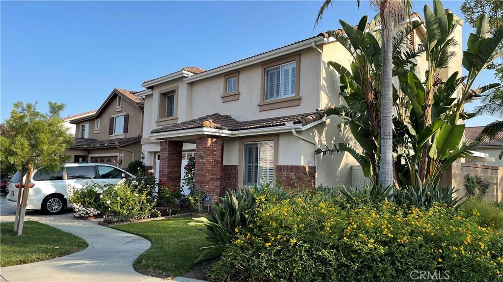 Irvine, CA 92602,26 Valente