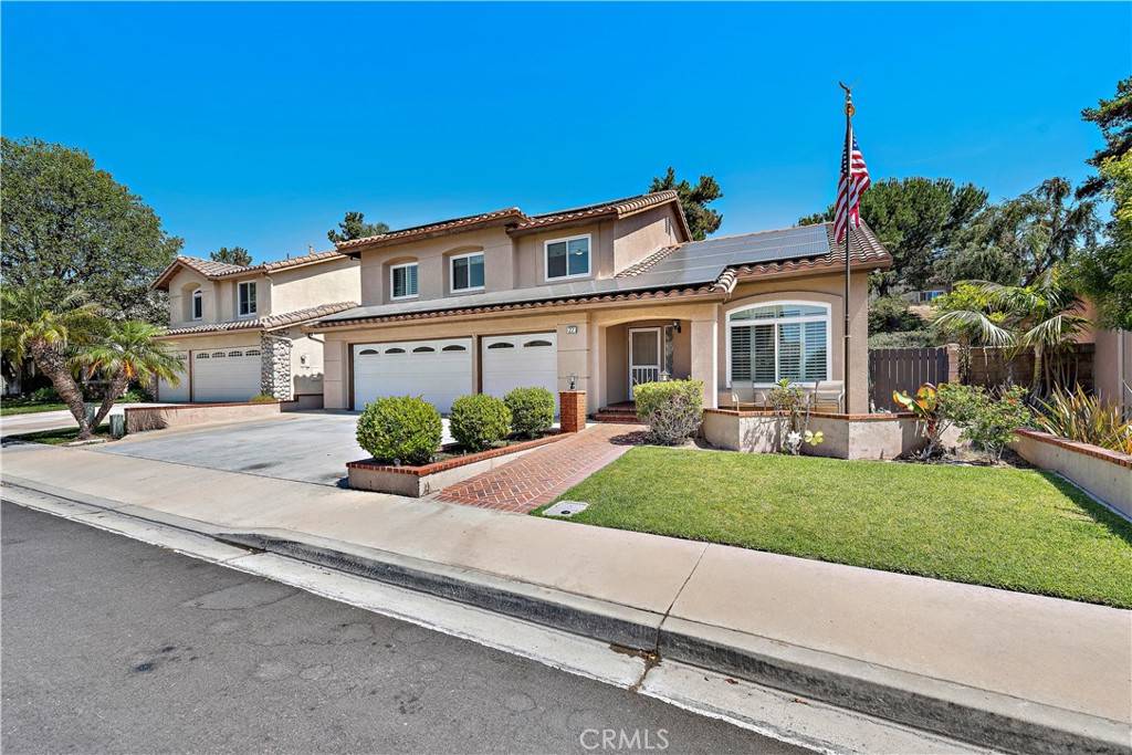 Aliso Viejo, CA 92656,27 Grandbriar