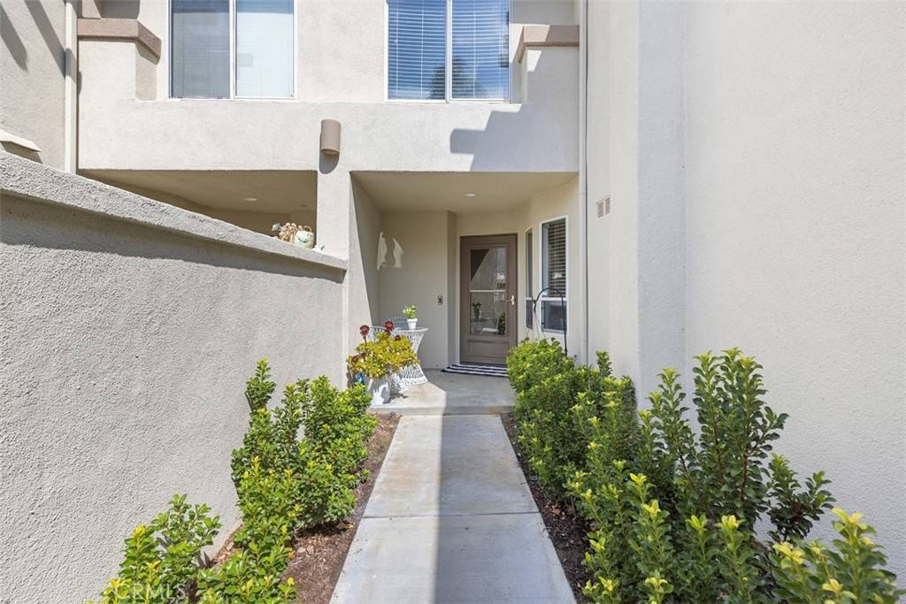 Mission Viejo, CA 92692,26403 Portola