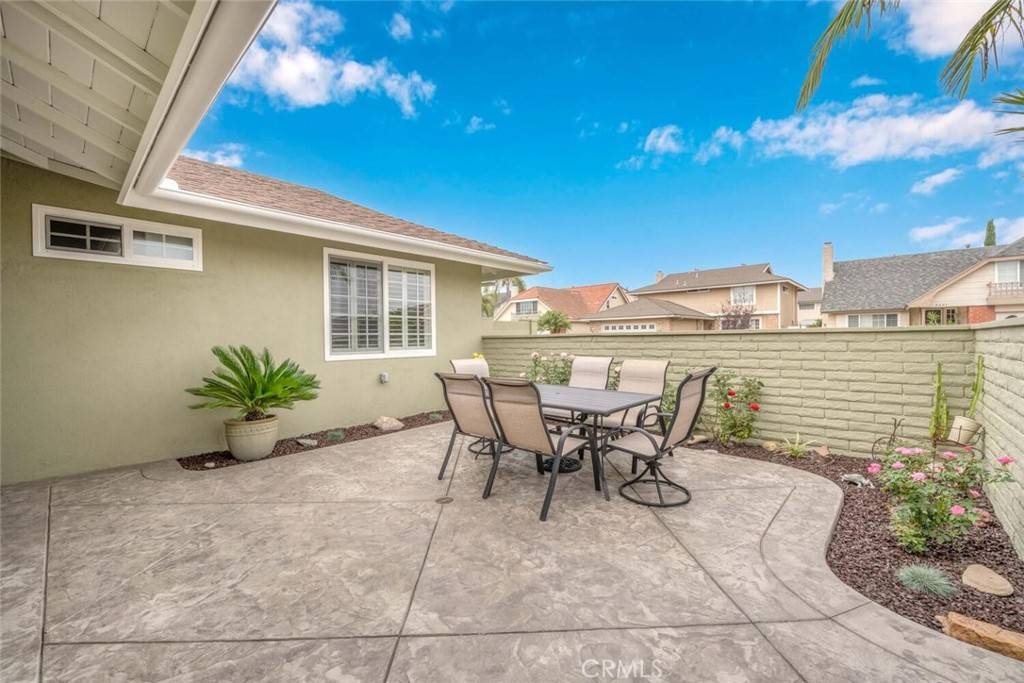 La Palma, CA 90623,5152 Del Serra CIR