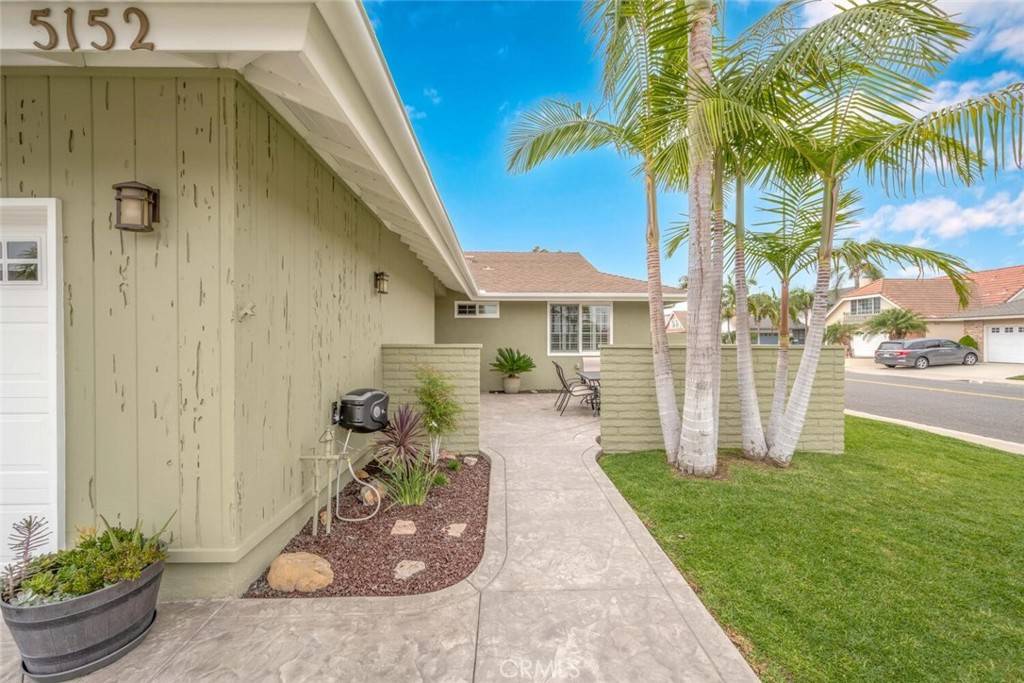 La Palma, CA 90623,5152 Del Serra CIR