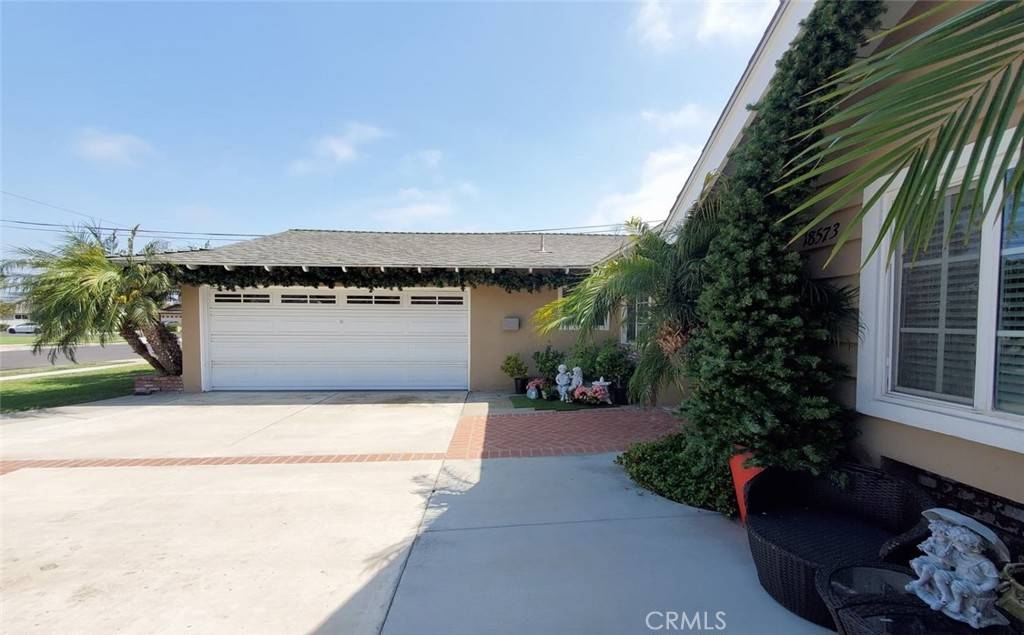 Fountain Valley, CA 92708,18573 Lime CIR