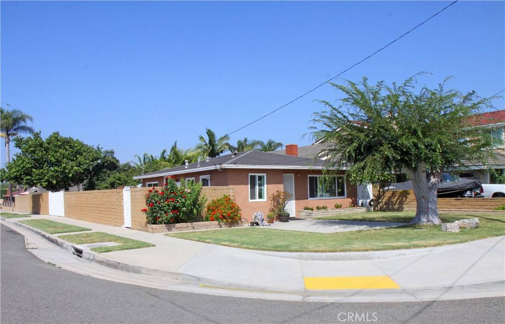 Fountain Valley, CA 92708,18231 S 3rd ST