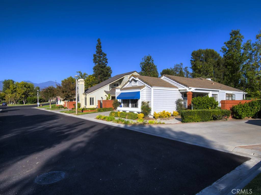 Mission Viejo, CA 92692,28427 Buena Vista