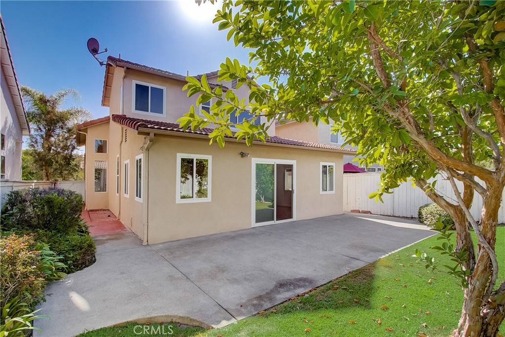 Lake Forest, CA 92610,33 Touraine PL