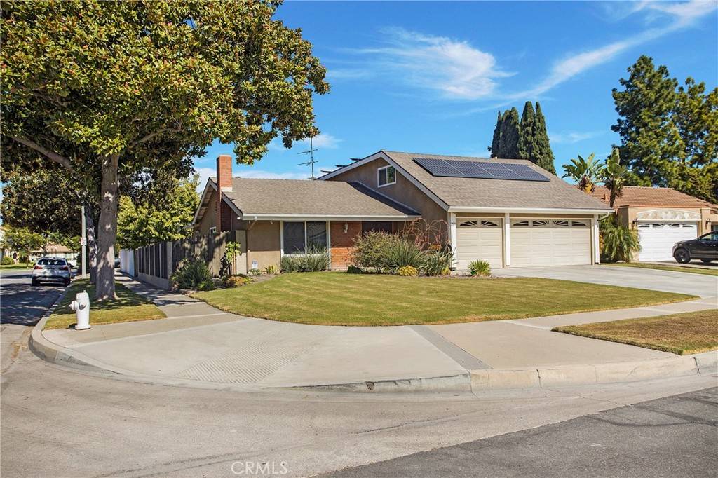 Santa Ana, CA 92707,209 W HARVEY AVE