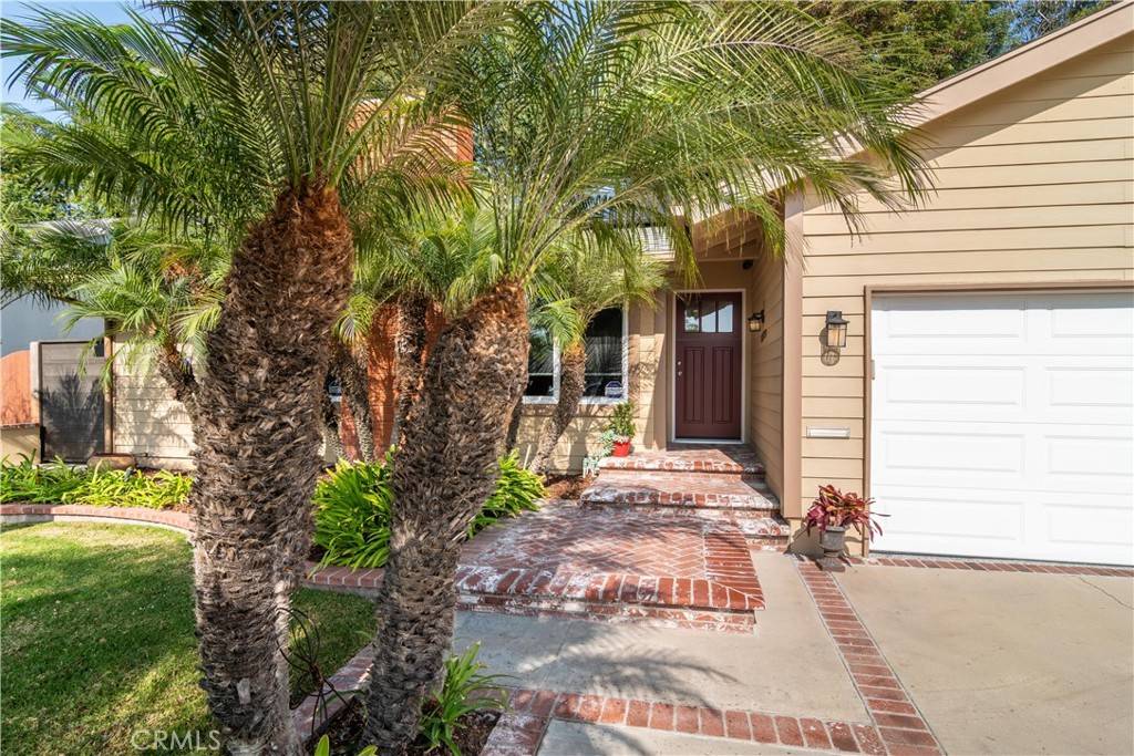 Huntington Beach, CA 92649,5951 Brannen DR