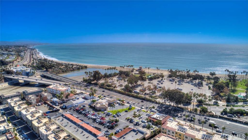 Dana Point, CA 92629,3203 Doheny WAY