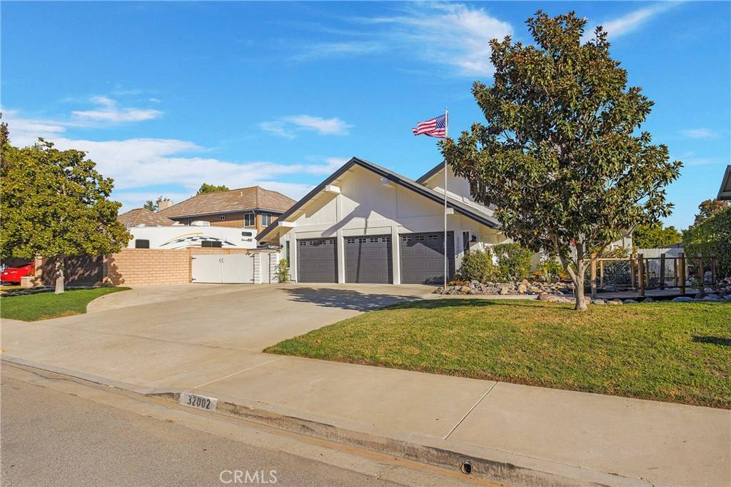 San Juan Capistrano, CA 92675,32002 Avenida Evita