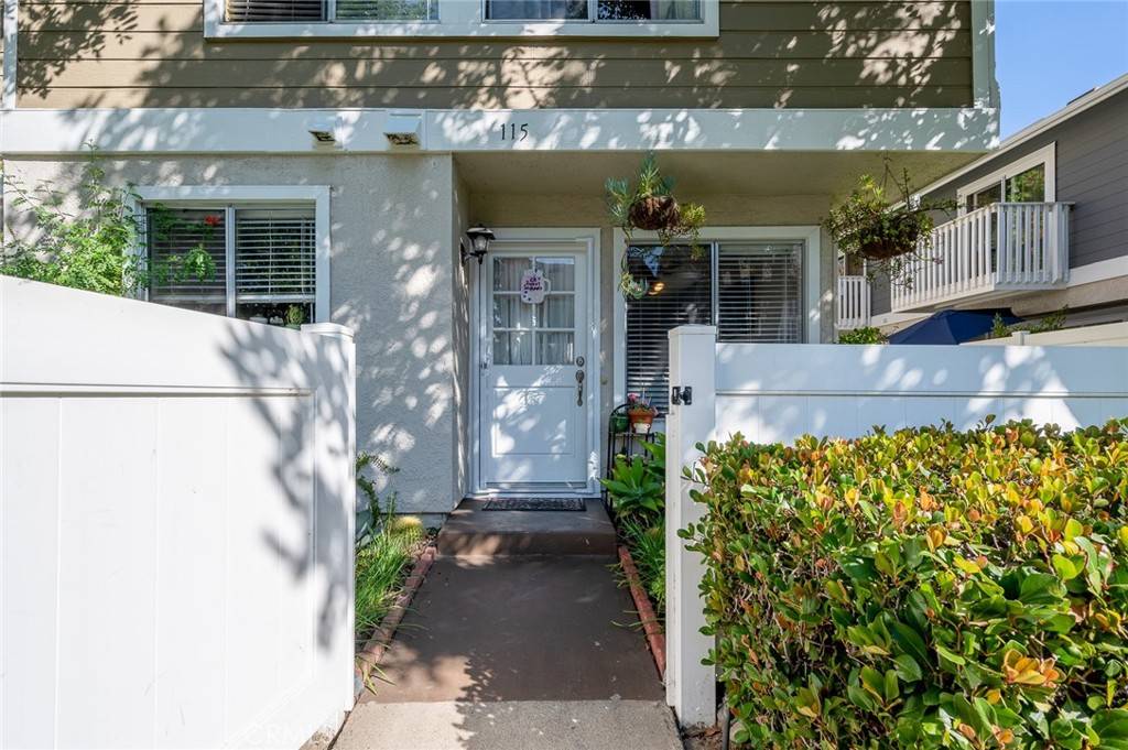 Aliso Viejo, CA 92656,115 Abbeywood LN