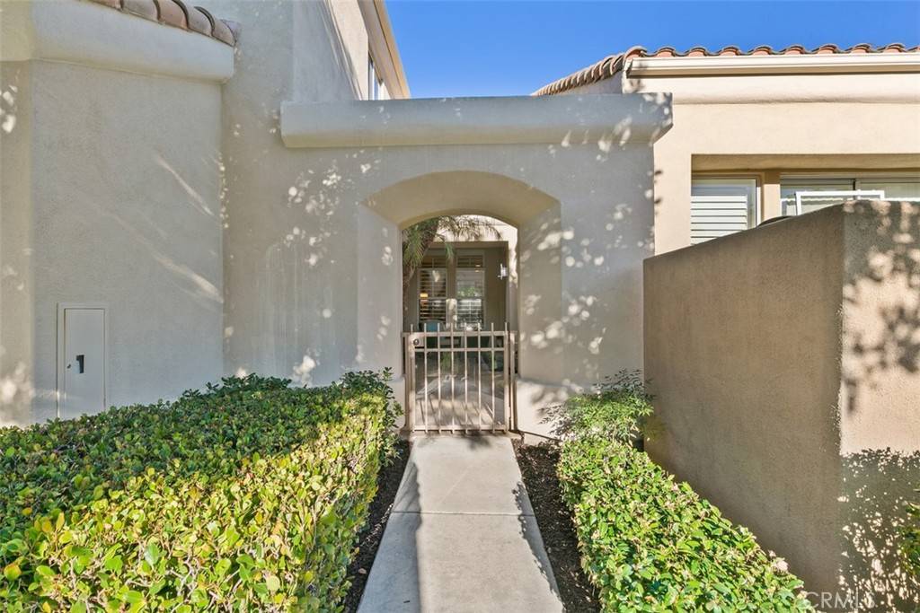 Rancho Santa Margarita, CA 92688,56 Calle Del Sur