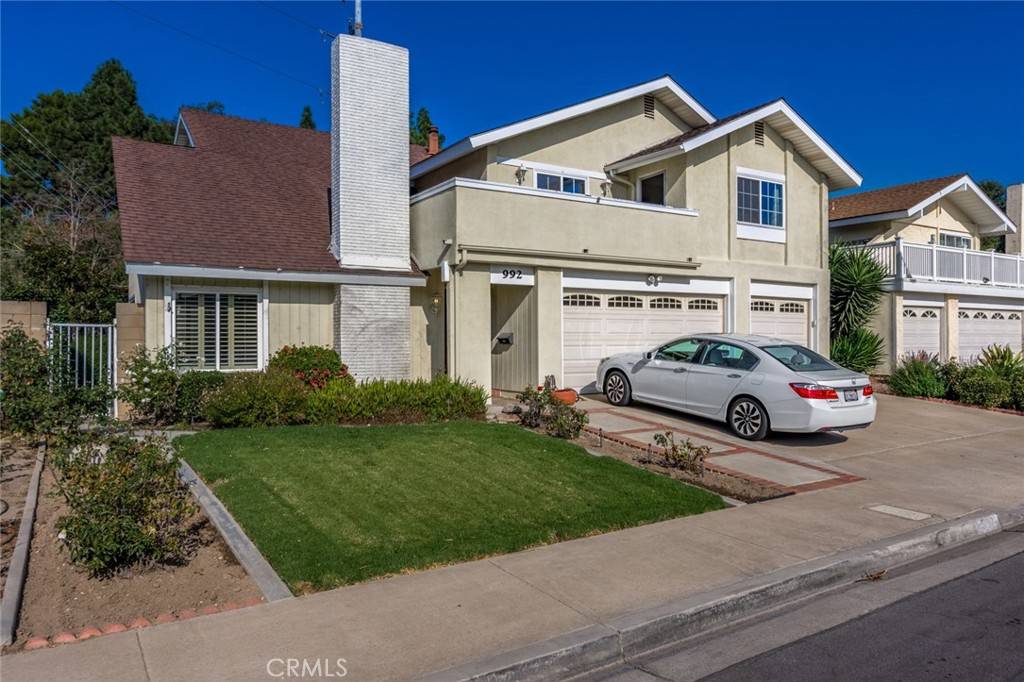 Costa Mesa, CA 92626,992 Azalea DR