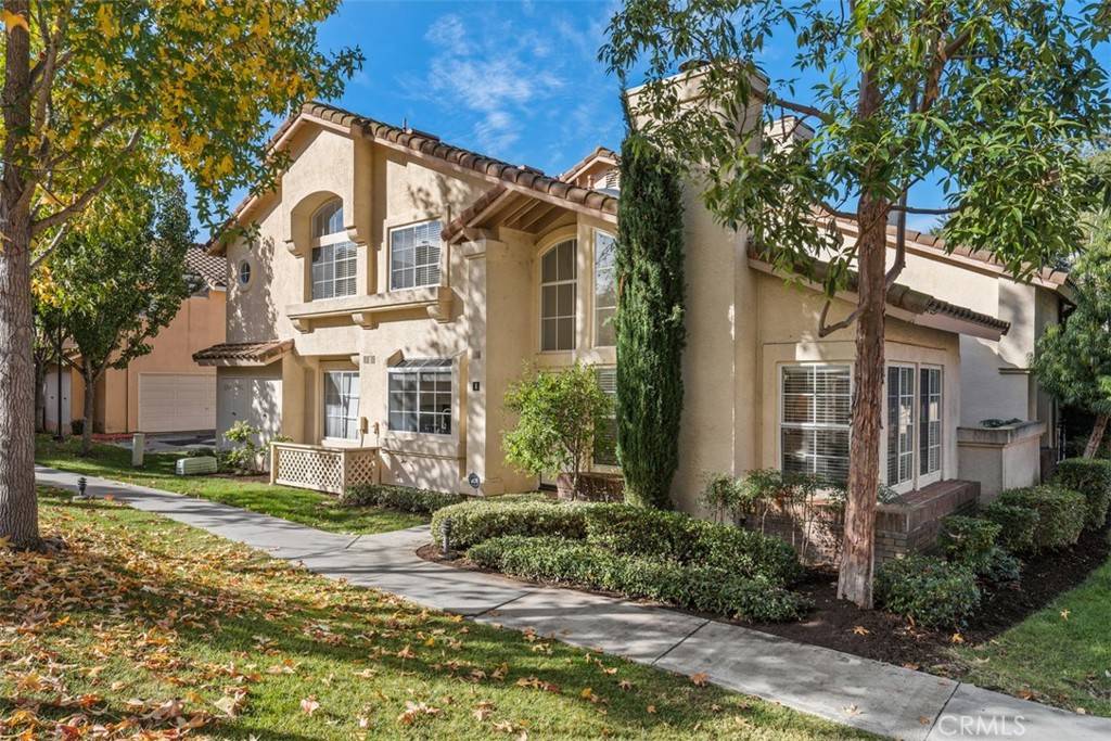 Aliso Viejo, CA 92656,8 Partridge LN