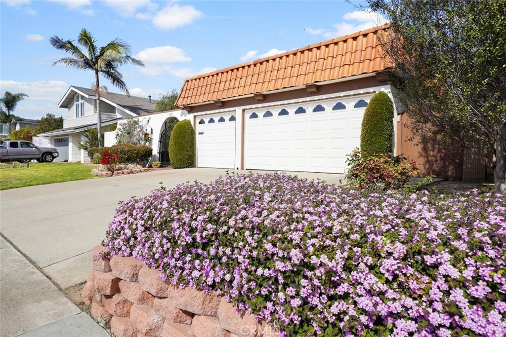 Huntington Beach, CA 92646,8181 Falmouth DR