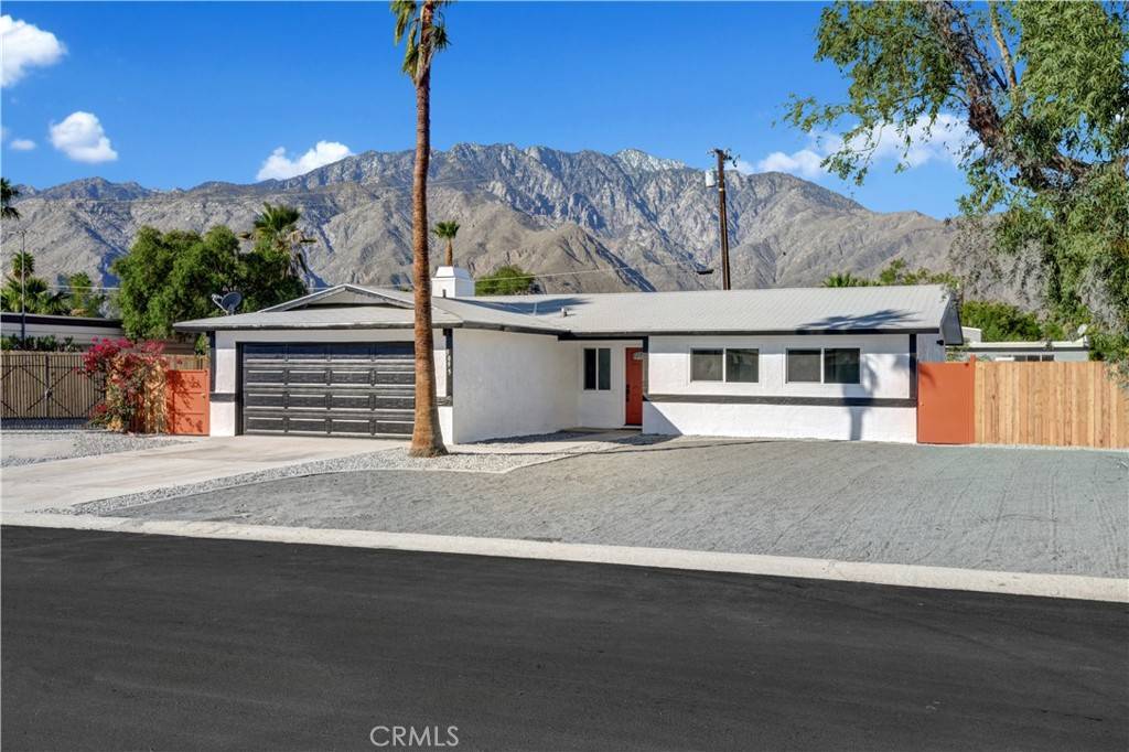 Palm Springs, CA 92262,3095 Chuperosa RD N