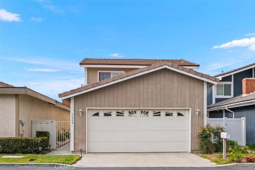 Anaheim Hills, CA 92807,7049 E Viewpoint LN