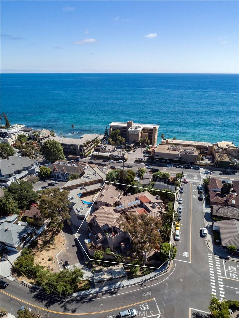 Laguna Beach, CA 92651,251 Calliope ST #11