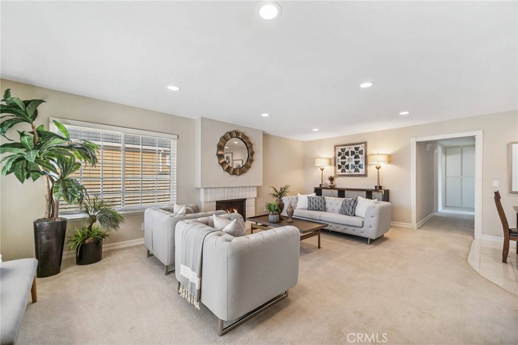 Yorba Linda, CA 92886,4414 Via De La Plaza