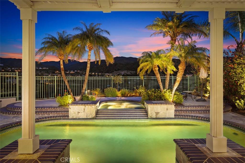 Rancho Santa Margarita, CA 92679,22 Beaconsfield