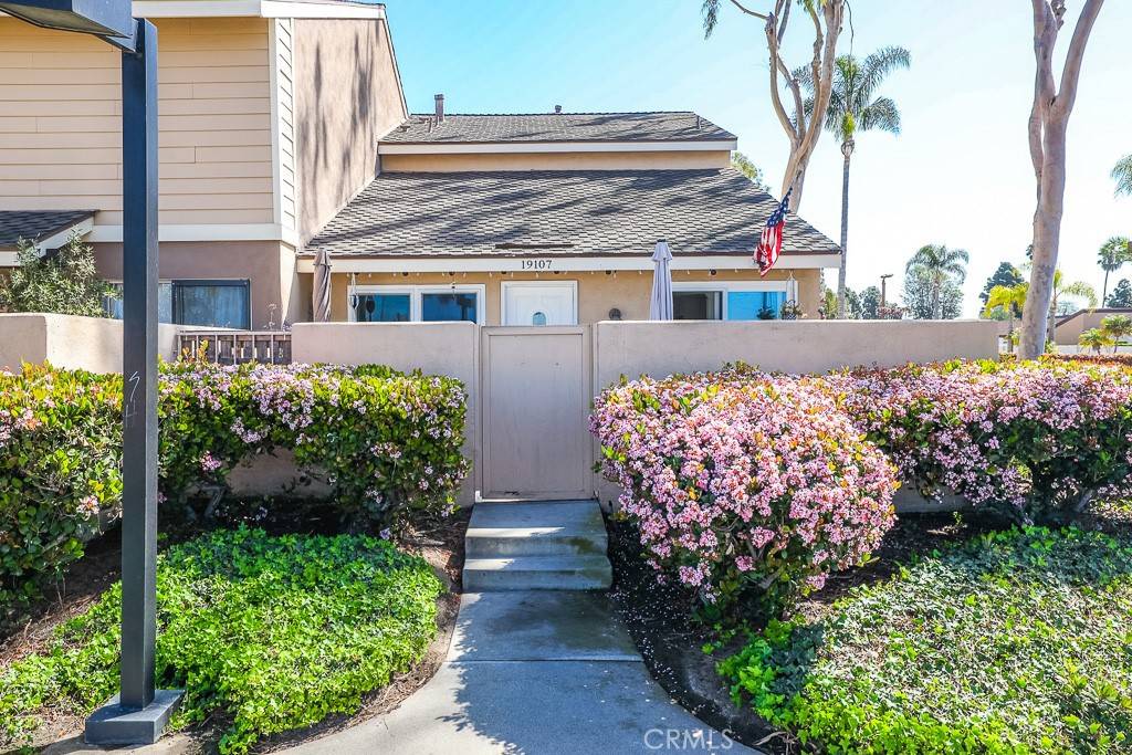 Huntington Beach, CA 92648,19107 Sloop Cir