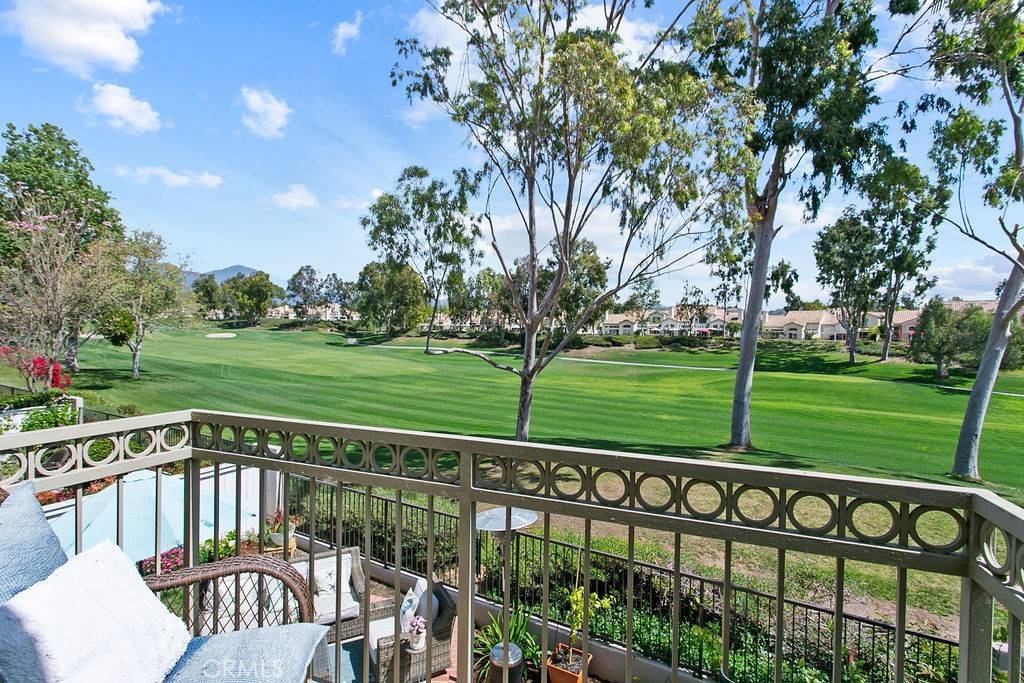 Rancho Santa Margarita, CA 92688,19 Via Floria